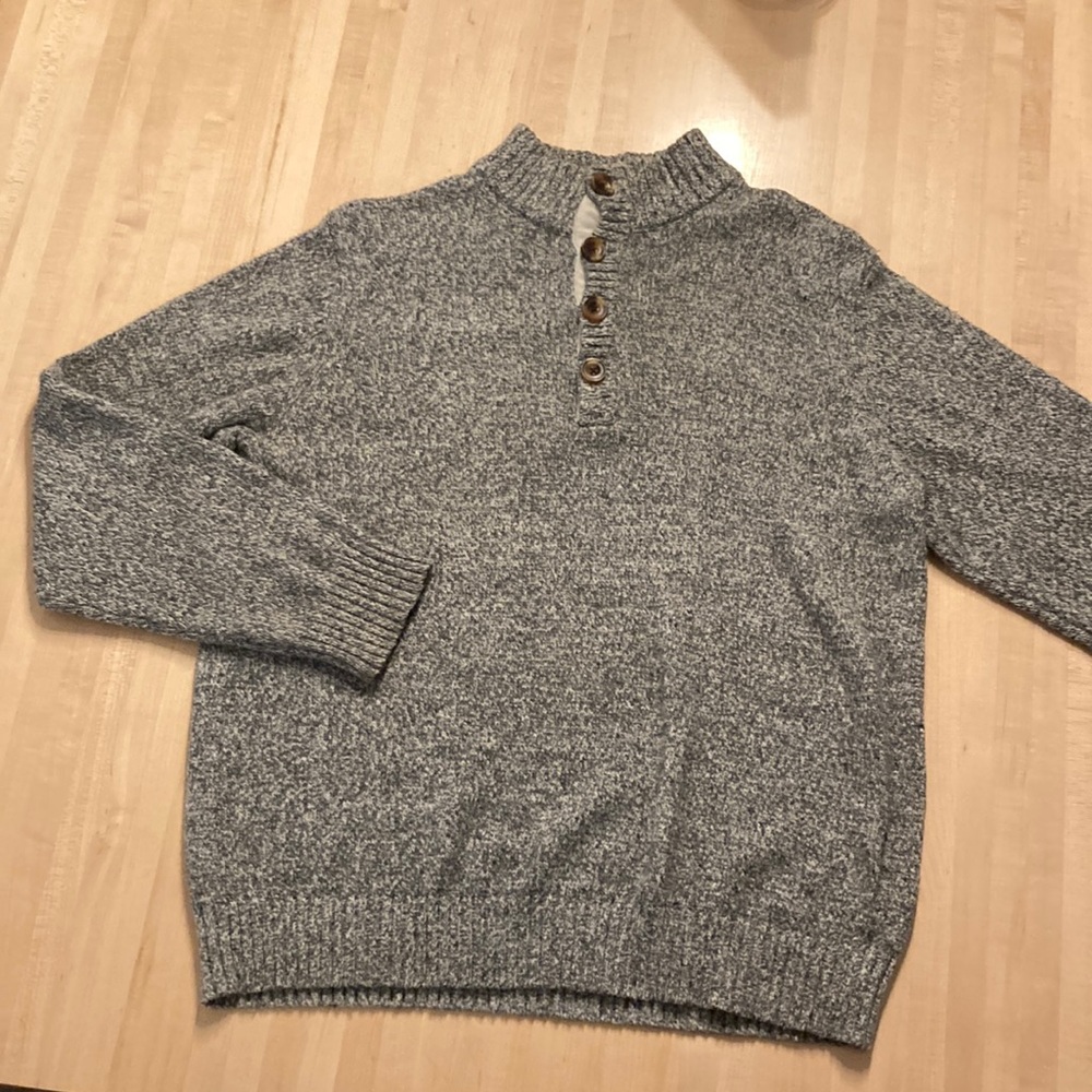 Sweatshirt
